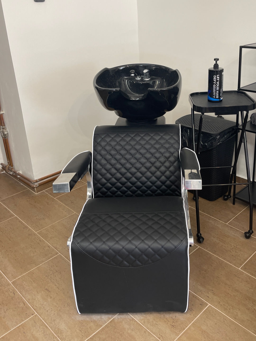 Interiér – signalbarbershop.cz